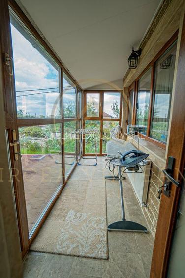 VIILE NOI - Vila modernă compusă din P+1E+M - 40