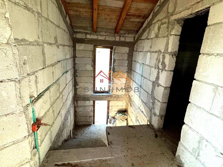 Vila S+P+E, priveliste deosebita, 6 camere, garaj, terasa, Cornu, PH - 21