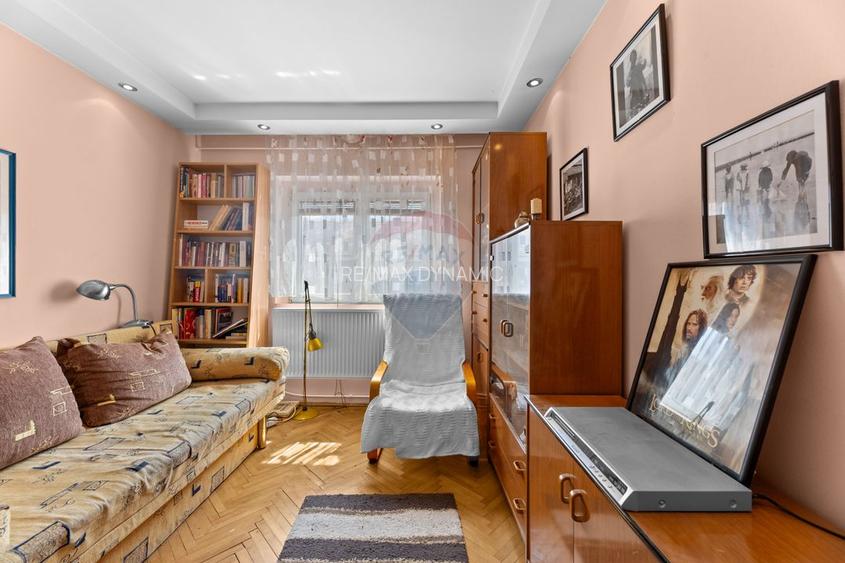 Apartament cu 3 camere de vânzare în zona Podgoria - 6
