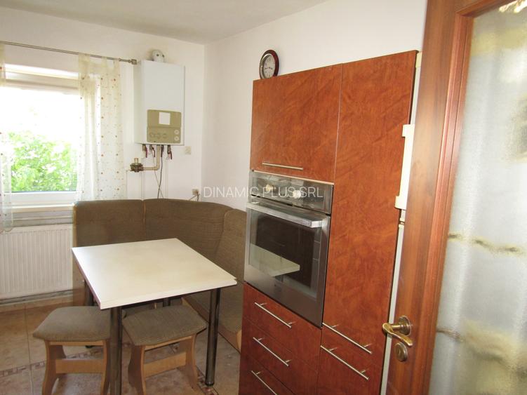 Apartament 4 camere de închiriat – Cartier Ștrand, str. Bârsei, etaj 2/4 - 13
