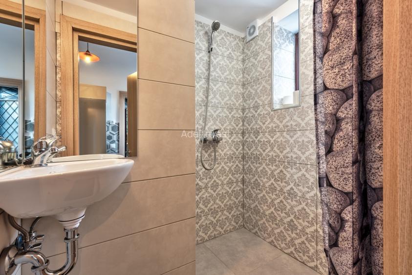 Garsonieră Armeneasca | 40mp + Balcon | Centrală proprie | Etaj 6 | - 9