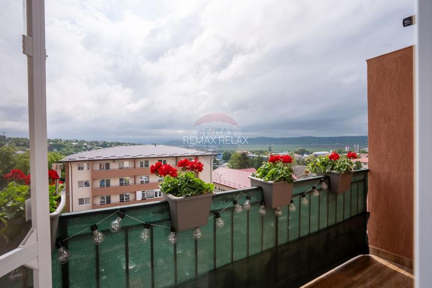 De vânzare Apartament cu 3 camere 73 mp Valea Lupului-Complex Iris - 11