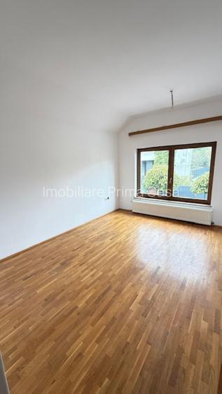 ZONA PARC casa P+1 nemobilata , an 2005! - 12