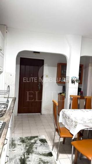 Apartament 3 camere în zona SENSUL GIRATORIU - 11