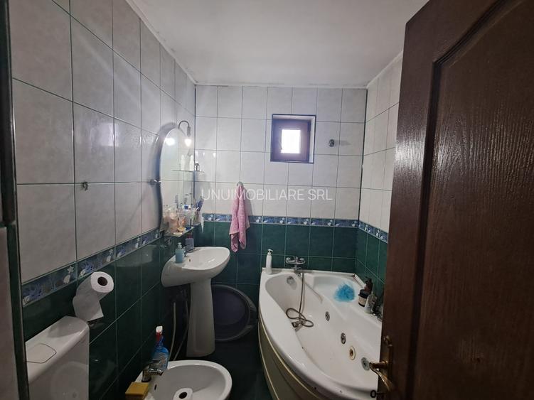 Apartament 4 camere Zona Primarie - Romarta - etaj 4/4 - 87 mp - 23