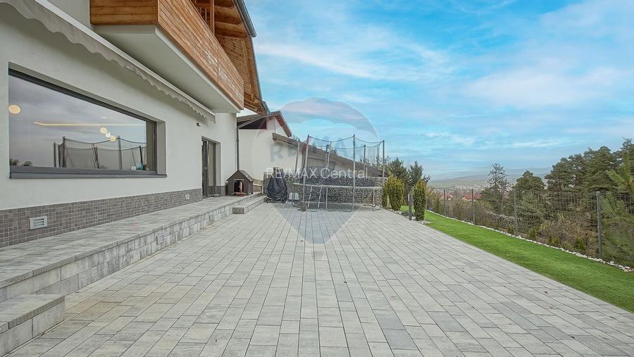 Vila moderna cu vedere spre padure Poiana Angelescu - 41