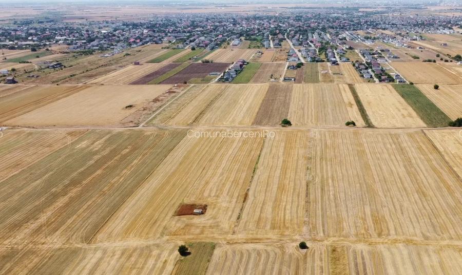 Teren Intravilan In Comuna Berceni | utilitati: gaze si curent | #EG28 - 5