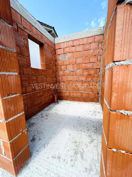 Casă la roșu, plan Parter – 500 mp teren, front 20 ml – Cihei - 8