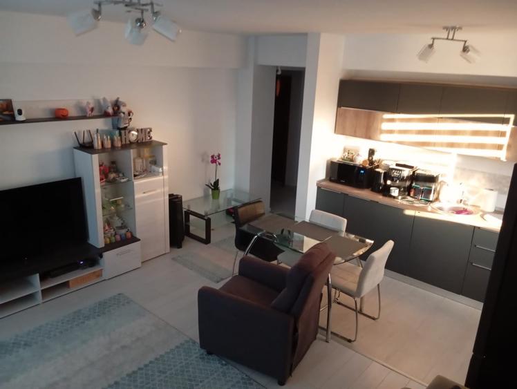 Mută-te Fără Investiții! Apartament 3 Camere cu 2 Locuri de Parcare