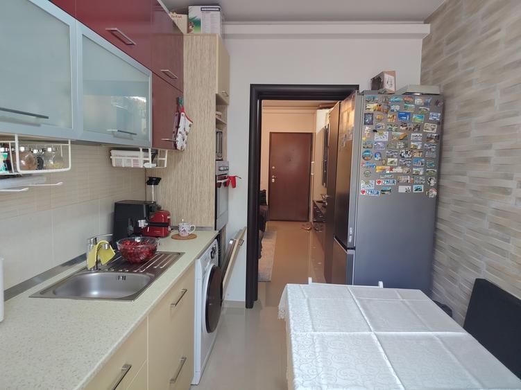 2 camere transformat în 3 camere, 70 mp, cu finisaje premium, etaj 1, parcare