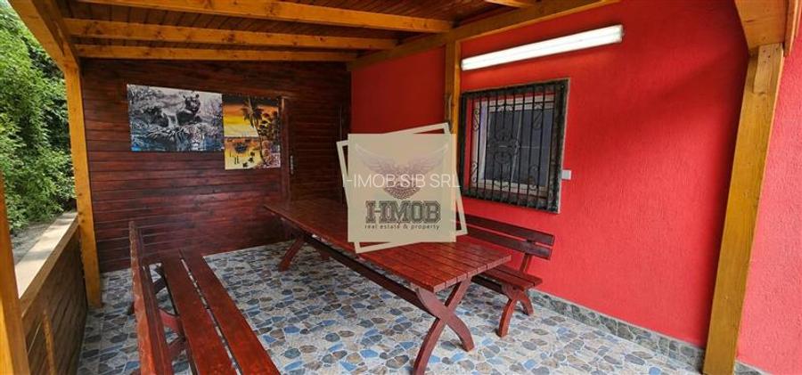 Casa individuala | 6 camere | Teren 935 mp | Garaj | Comision 0% | Saliste - 23
