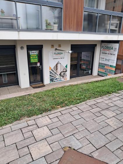 Spatiu comercial de vanzare cu schimbare de destinatie