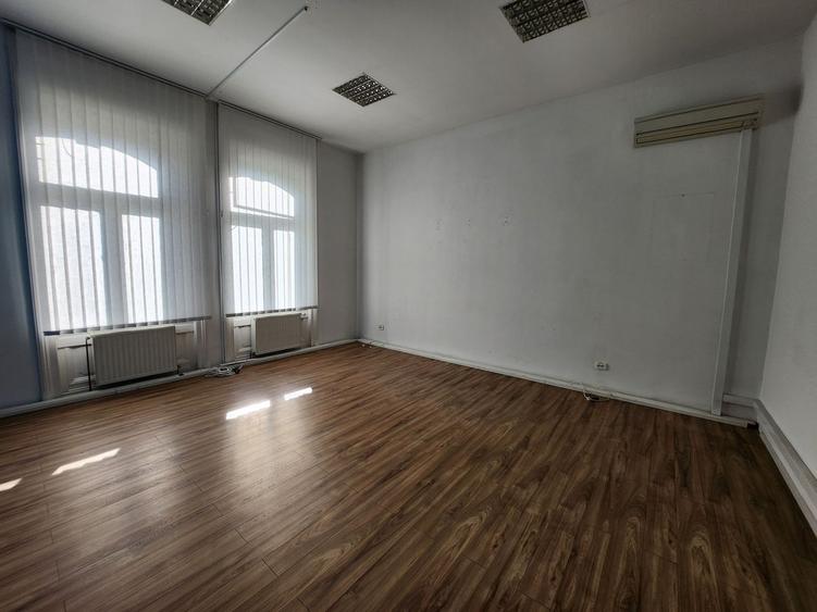 Spațiu de birouri de 200 mp de închiriat în zona Central