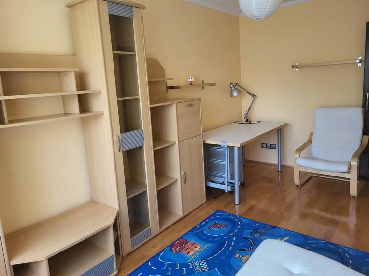 Apartament 3 camere de închiriat Splaiul Crișanei