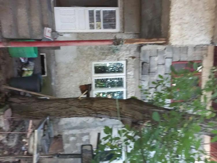 De vanzare casa 6 camere + curte, Rahova/Sos. Alexandriei - 2