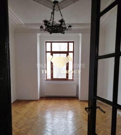 Apartament 3 camere Armenească - 2