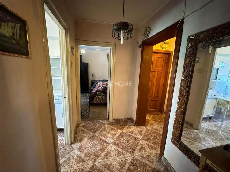 Apartament 3 camere, 1 boxa, zona Centrala , etaj 4 - 13