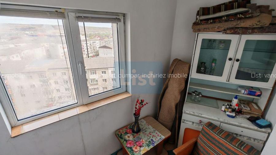 De vanzare apartament spatios cu 4 camere decomandate, zona gării - 17