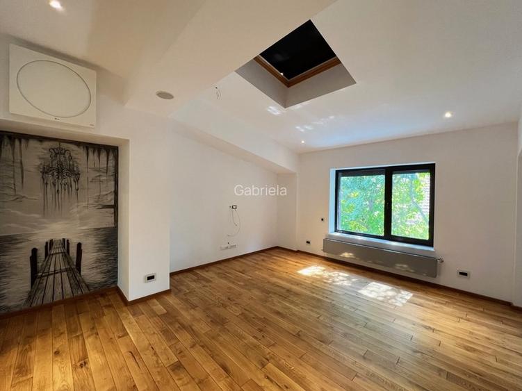 Vila  P+E,  finisaje de exceptie, piscina , IANCU NICOLAE -  Cambridge School - 11