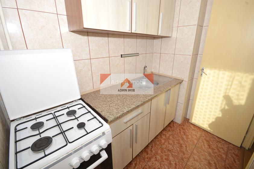 Drumul Taberei, renovat, Metrou Favorit, Et 7/10, Sibiu, Favorit - 7