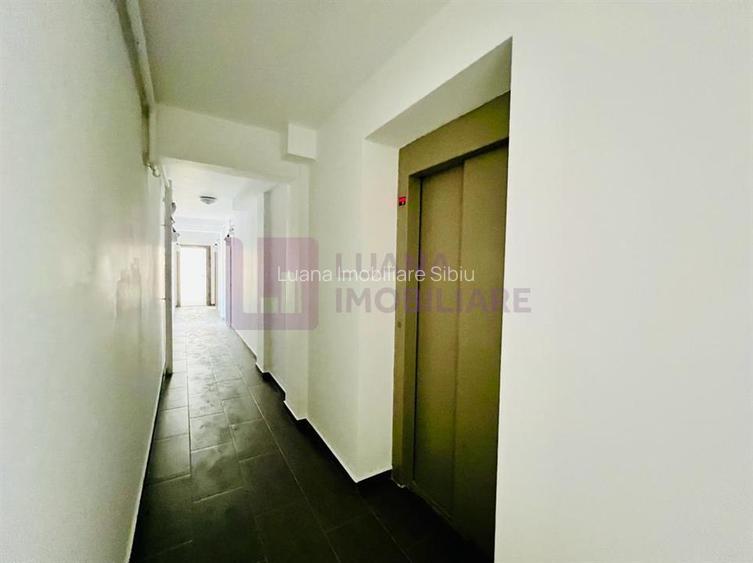 Apartament 4 camere de vanzare | 3 bai | amenajat complet | zona Mandra | lift - 16