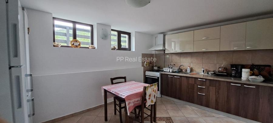 Pensiune - Moeciu de Jos - sat Simon - D+P+ 2 etaje+ M - 11