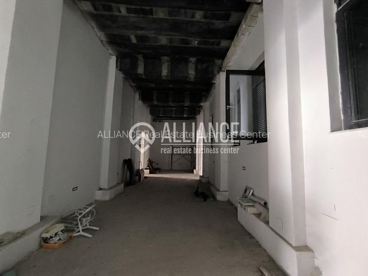 POLICLINICA CU PLATA(cod03) - Spatiu comercial luminos si inalt ! - 12