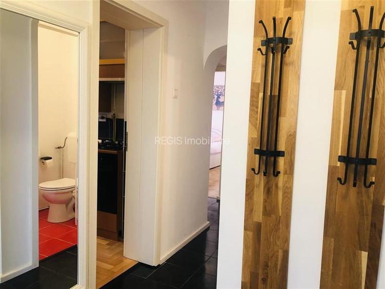 Apartament  4  Camere Centru, 2 locuri parcare in bloc tip vila - 19