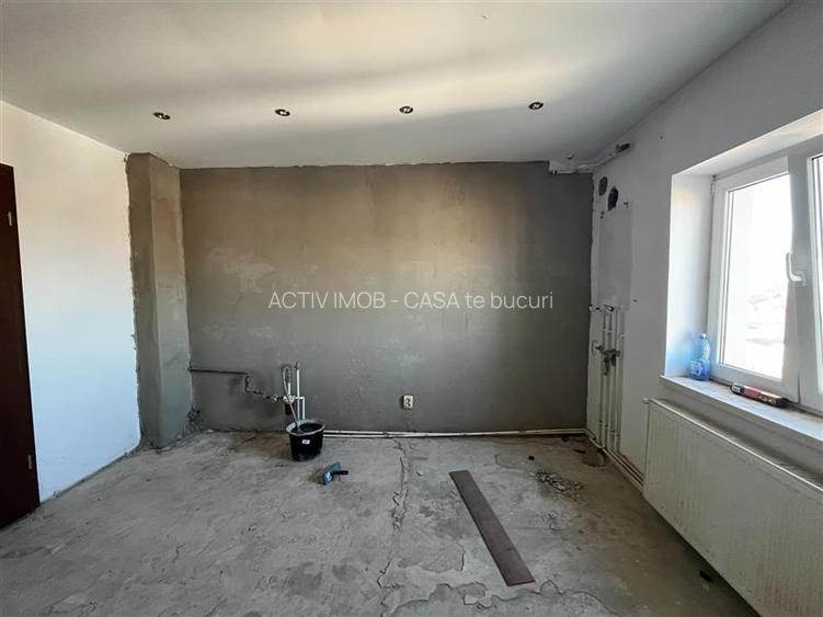 Lugoj, Apartament 3 Cam., 84 Mp., Semidecomandat, et.6, Central Blocul Postei - 3