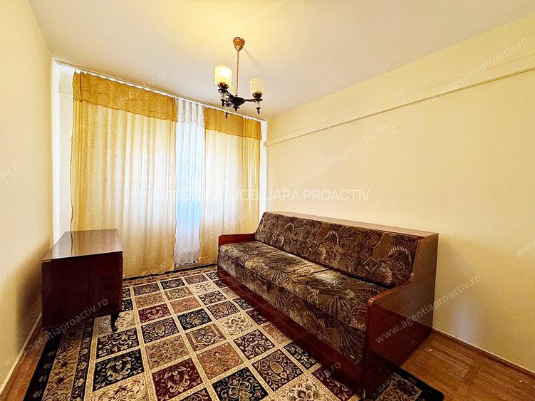 Apartament 3 camere decomandat, spatios, situat in cartierul Mazepa 2. - 3