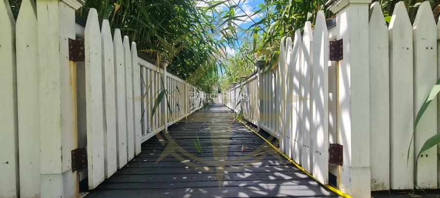 DOM00445 - Vila de poveste la lac cu ponton in Snagov - 12