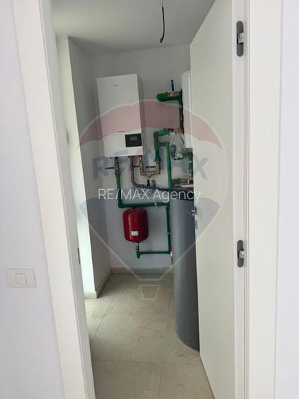 Casă / Vilă cu 4 camere de vânzare - 17