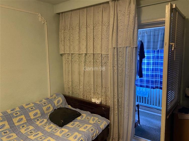 Apartamen 3 camere , cartier Sud 70 mp , decomandat - 8