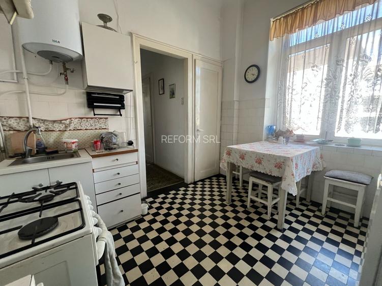 De vânzare | Apartament spațios 3 camere | Zonă Centrală - 11
