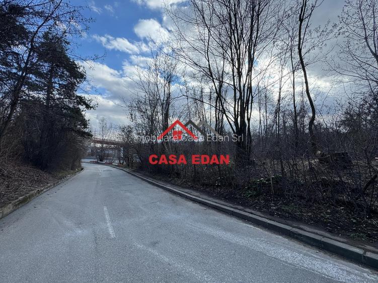 Teren intravilan in Campina--1565 mp--35.000e - 3