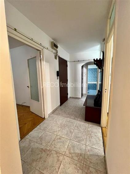 RECO Apartament 3 camere decomandat etajul 1 zona Nufarul Lotus - 5