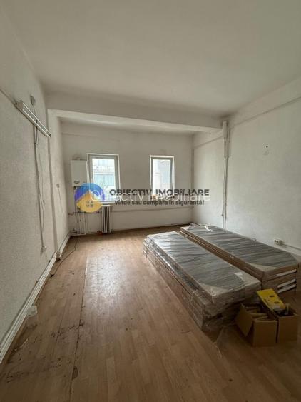 Spațiu comercial de vânzare – 300 mp, zona Mărăței - 11