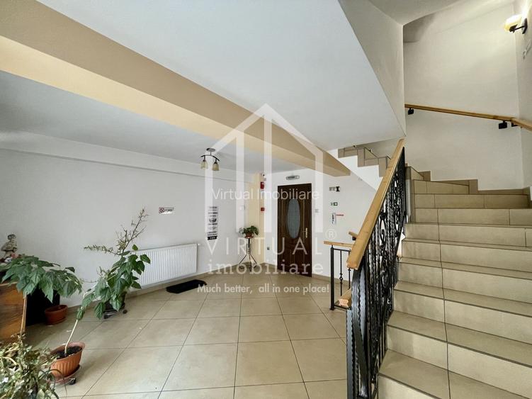 Vila/Pensiune cu 3 corpuri, 34 de camere, sala de fitness - Central - 7