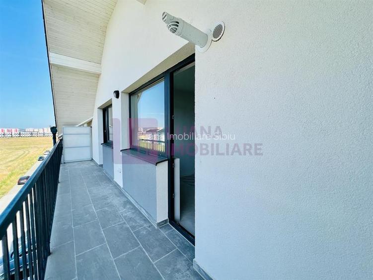 Apartament 4 camere de vanzare | 3 bai | amenajat complet | zona Mandra | lift - 17