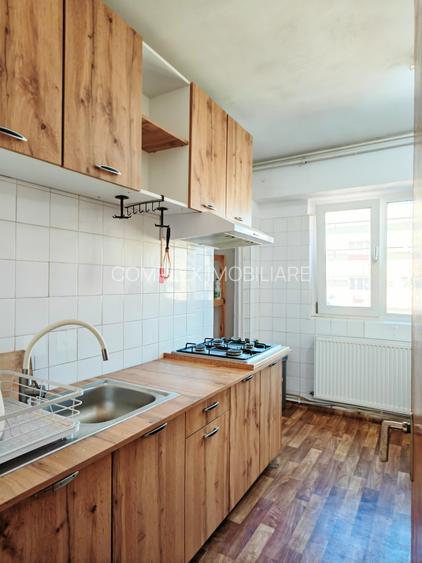 Vitan Mall | Unirii | Nerva Traian | Spatios cu centrala si vedere panoramica - 19