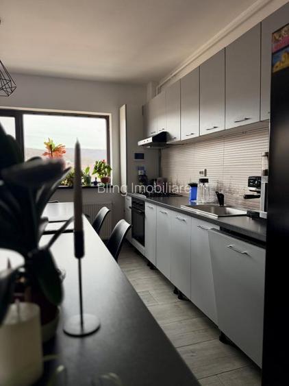 Apartament de 4 camere pe 2 nivele, 120 MP, 2 bai, zona Stejarului - 11