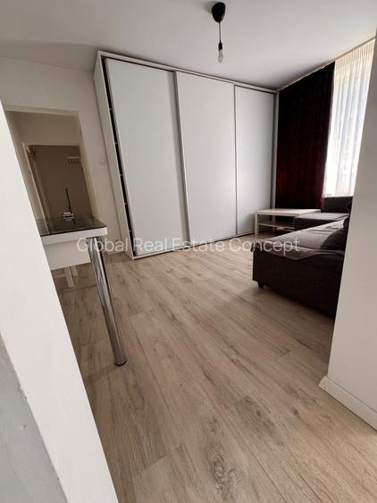 Închiriere Apartament 3 camere zona Apusului . Str Lacul Zanoaga - 3