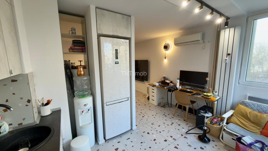 Garsoniera Militari, langa statia de metrou Gorjului, loc parcare ! - 10