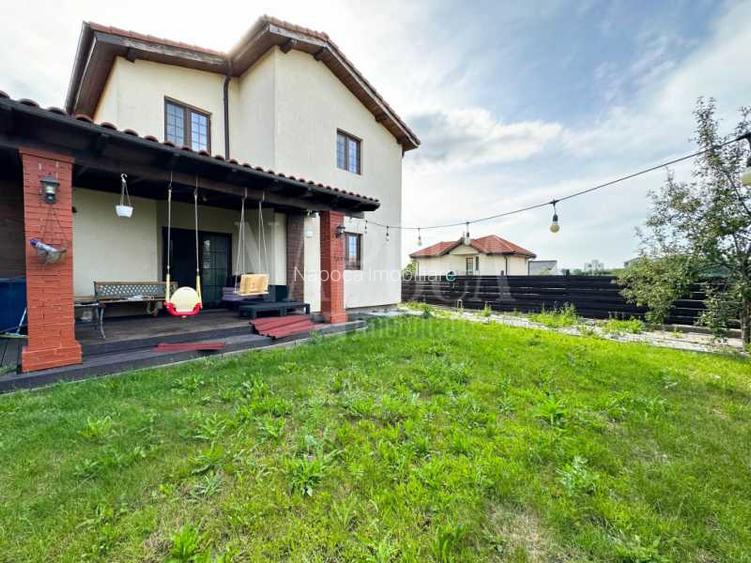 Casa 4 camere de vanzare in Dezmir - 3