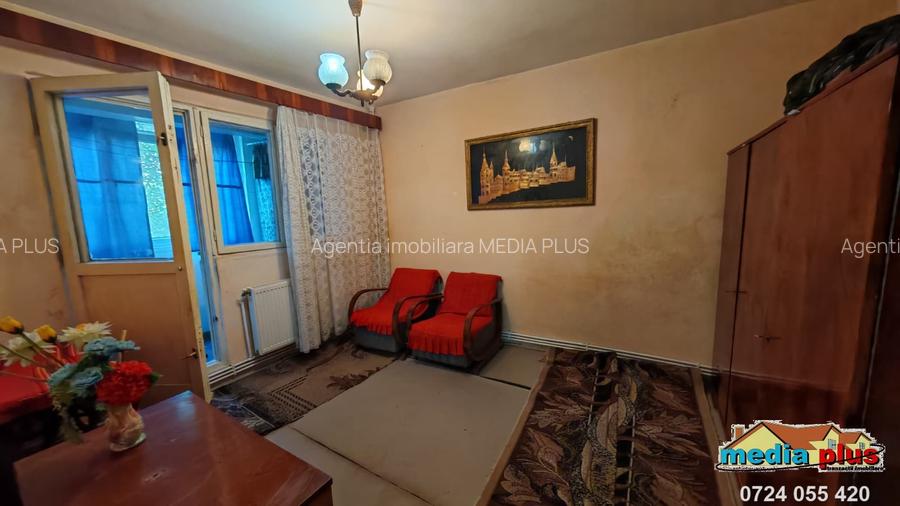 Apartament cu 2 camere  decomandat, etaj 1 Str.Siderurgiștilor - 3