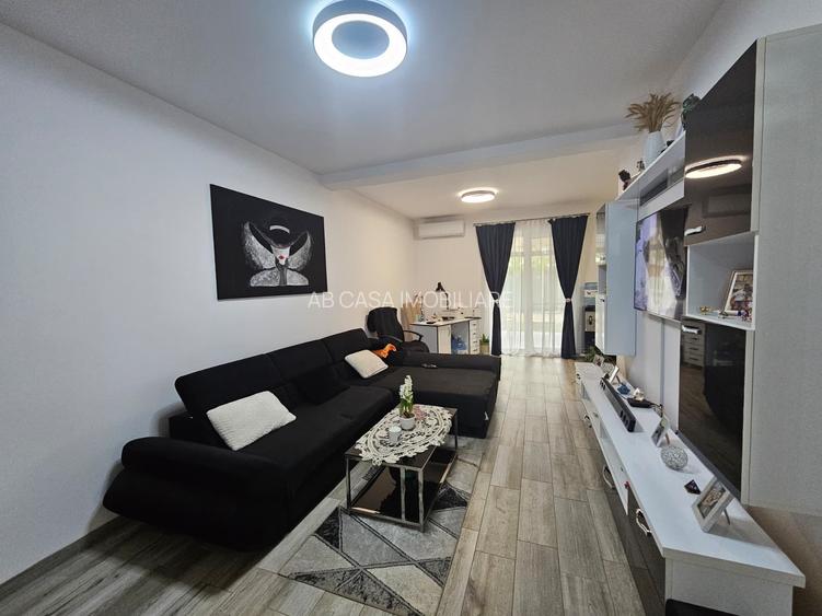 Duplex pe parter, între Moșnița Nouă și Urseni, cu 2 băi, 2 terase, comision 0% - 4