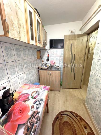 44ooo euro NEGOCIABIL!!! apartament, 2 camere decomandate,  Micro20 - 11