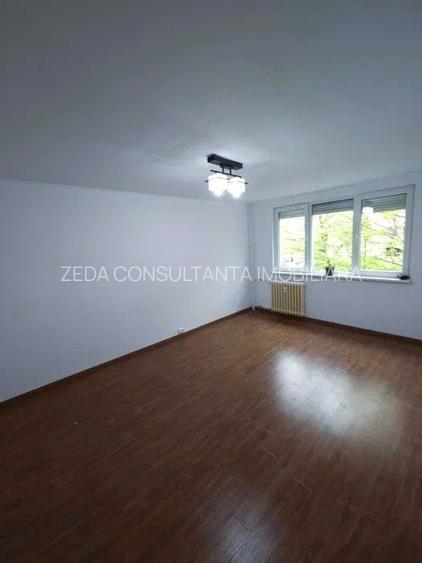 Apartament 3 camere decomandat-Titan-1 Decembrie 1918 - 3