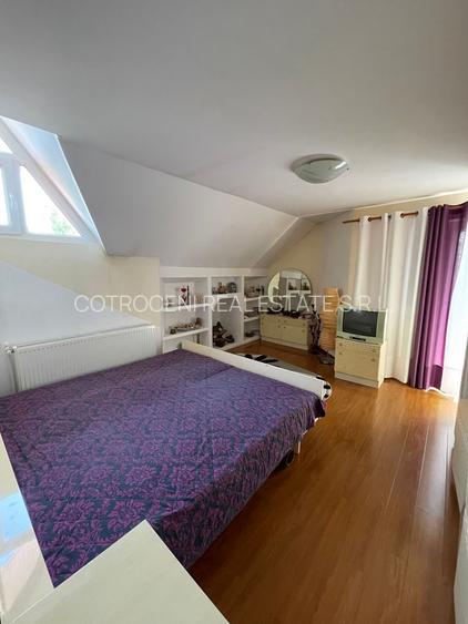 Refugiul Tău Verde: Casă Spațioasă cu Livadă, Anexe și Panouri Solare - 15