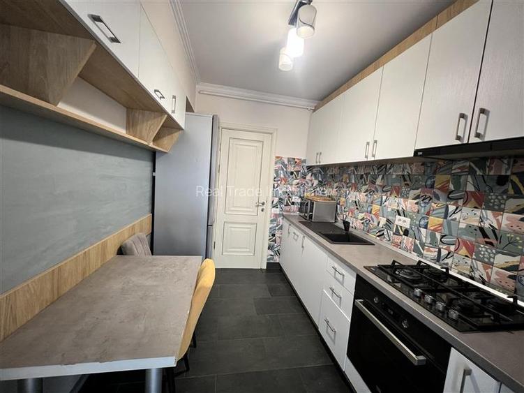 Apartament 2 camere decomandat mobilat lux zona Liceul de informatica - 9